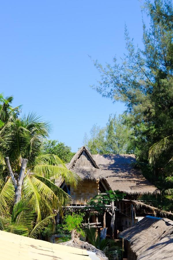 Gili Meno Eco Hostel Екстер'єр фото